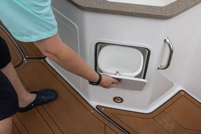 Slide: The Image of Hurricane SunDeck 2690 OB 2025 - 22