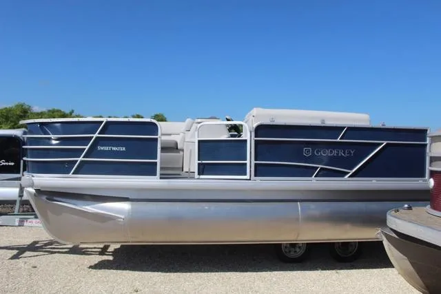 The Image of Godfrey Xperience 1880 FX 2023 - 1