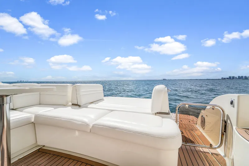 Slide: The Image of Sea Ray 470 Sundancer 2011 - 50