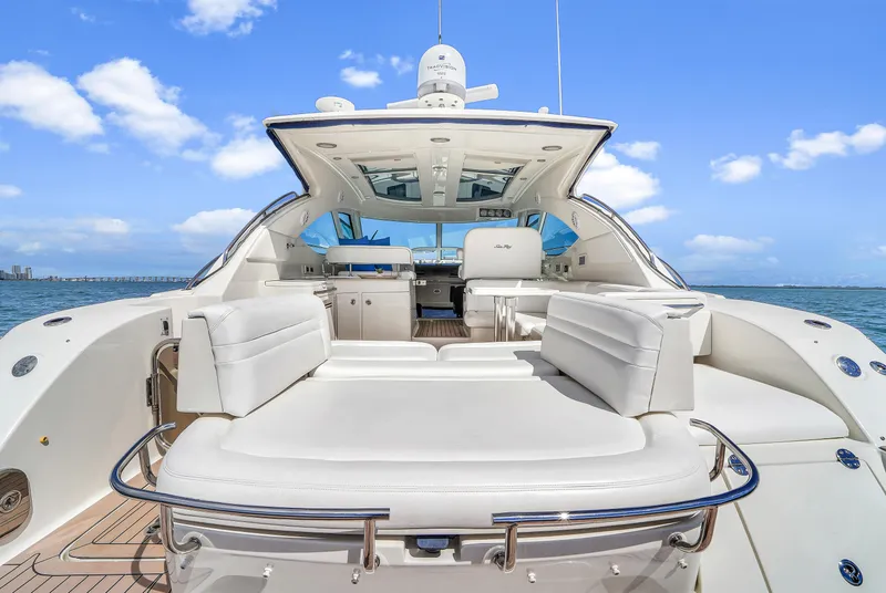 Slide: The Image of Sea Ray 470 Sundancer 2011 - 51