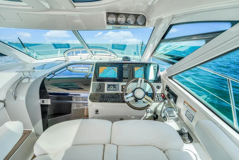 Slide: The Image of Sea Ray 470 Sundancer 2011 - 54