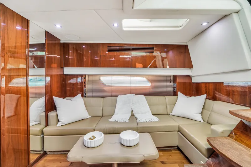 Slide: The Image of Sea Ray 470 Sundancer 2011 - 62
