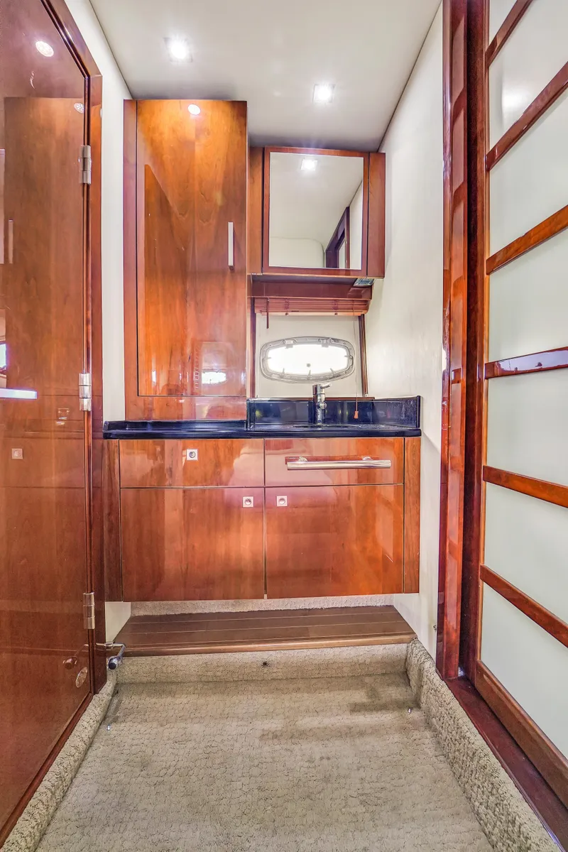 Slide: The Image of Sea Ray 470 Sundancer 2011 - 73