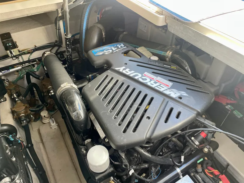 Slide: The Image of Sea Ray 390 Sundancer 2005 - 56