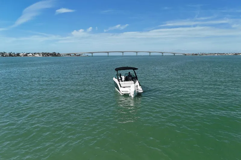 Slide: The Image of Sea Ray 260 SLX OUTBOARD 2023 - 3