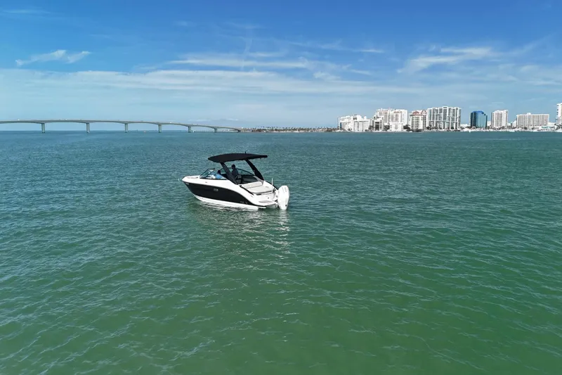 Slide: The Image of Sea Ray 260 SLX OUTBOARD 2023 - 4