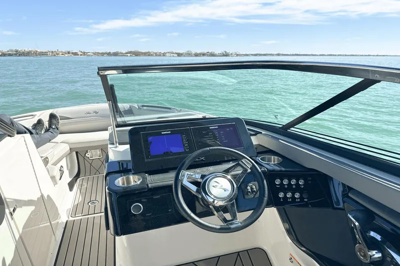 Slide: The Image of Sea Ray 260 SLX OUTBOARD 2023 - 6