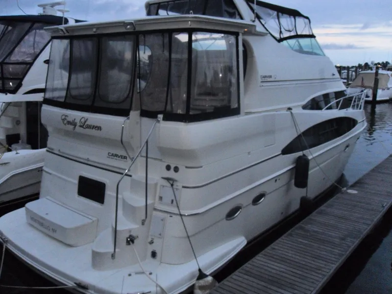 Slide: The Image of Carver 466 Motor Yacht 2004 - 1