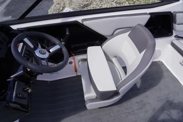 Slide: The Image of Yamaha AR190 2025 - 11