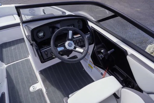 Slide: The Image of Yamaha AR190 2025 - 12