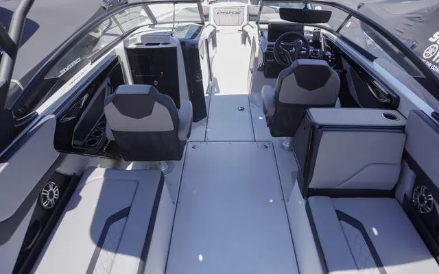 Slide: The Image of Yamaha 255XD 2025 - 11