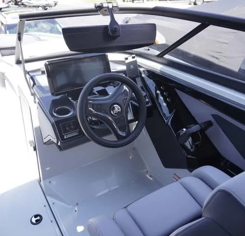 Slide: The Image of Yamaha 255XD 2025 - 24