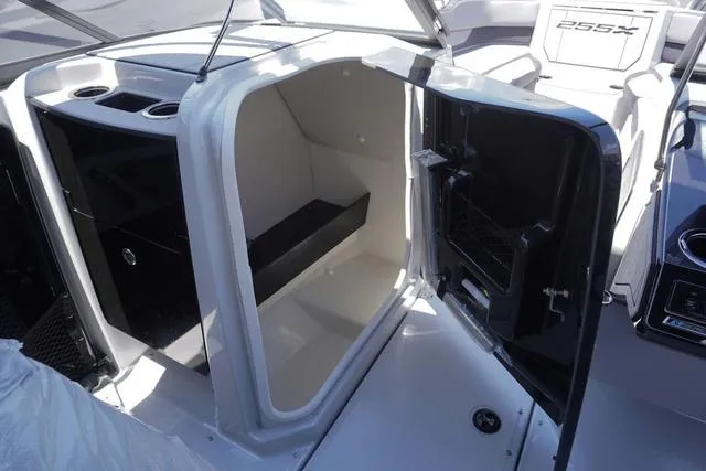 Slide: The Image of Yamaha 255XD 2025 - 9