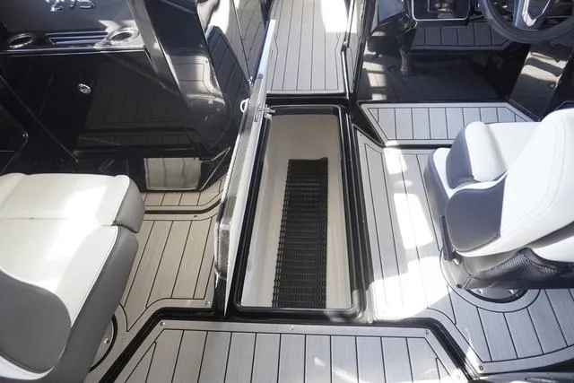 Slide: The Image of Yamaha 275SD 2025 - 4