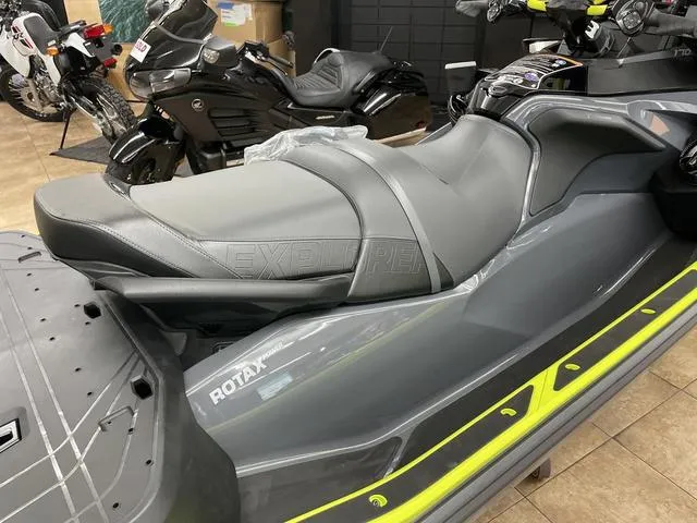 Slide: The Image of Sea-Doo Explorer Pro 2025 - 17