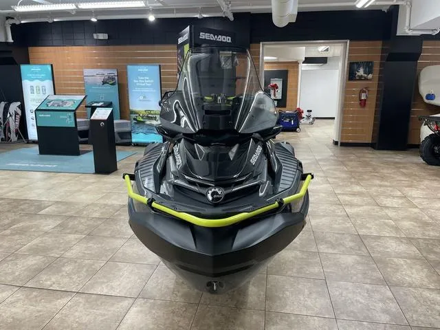 Slide: The Image of Sea-Doo Explorer Pro 2025 - 8