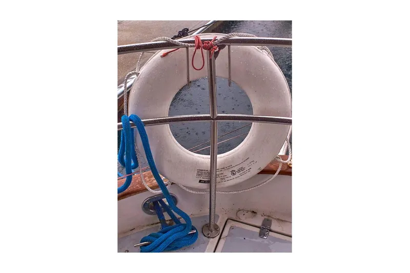 Slide: The Image of Valiant 40 Selah 1983 - 100