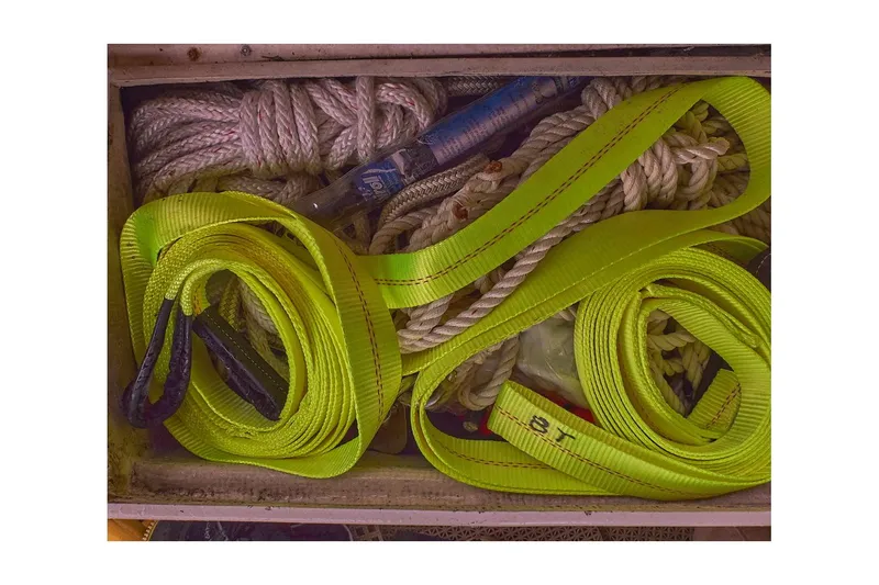 Slide: The Image of Valiant 40 Selah 1983 - 108