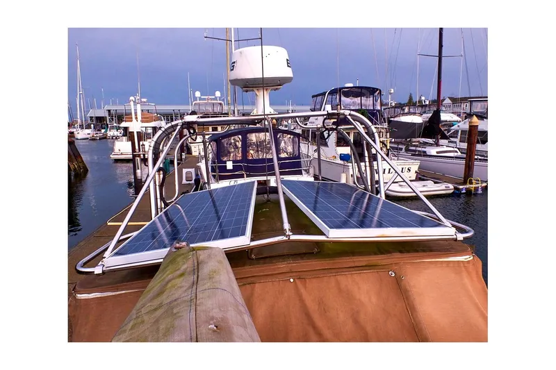 Slide: The Image of Valiant 40 Selah 1983 - 131