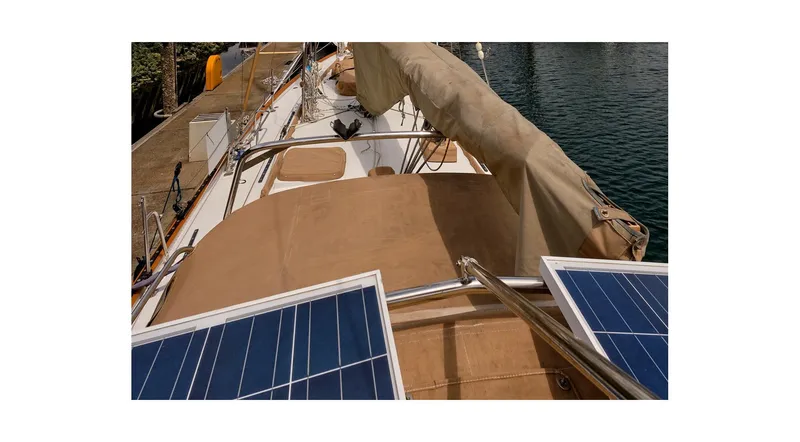 Slide: The Image of Valiant 40 Selah 1983 - 132