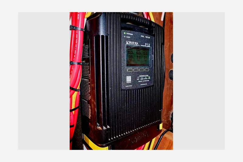 Slide: The Image of Valiant 40 Selah 1983 - 59