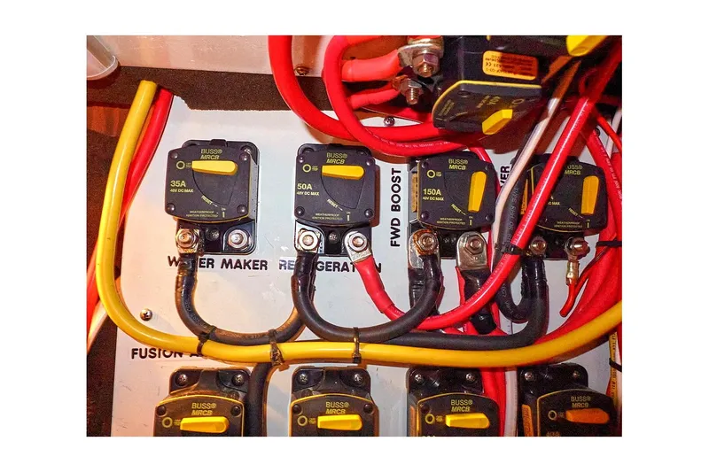 Slide: The Image of Valiant 40 Selah 1983 - 61
