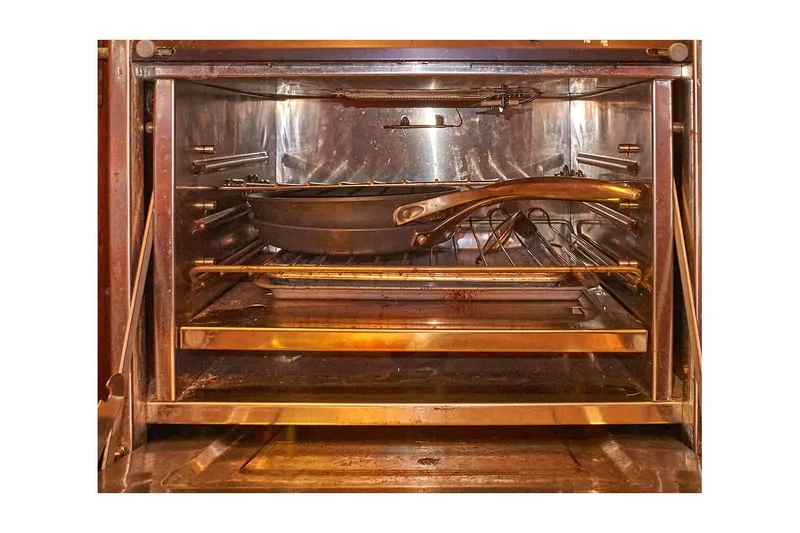 Slide: The Image of Valiant 40 Selah 1983 - 75