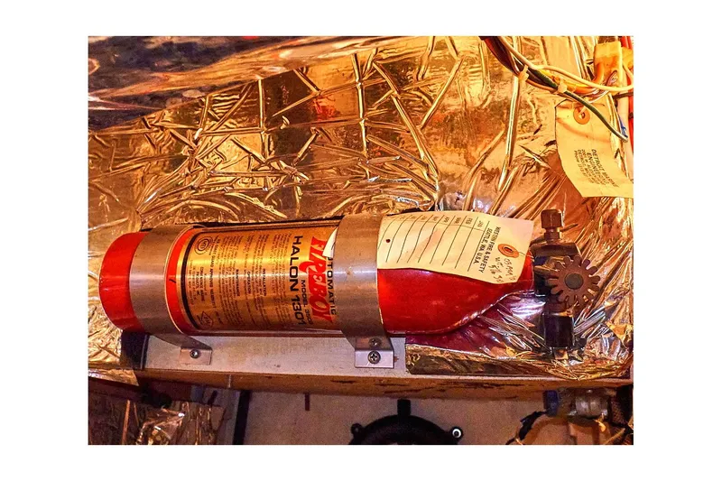 Slide: The Image of Valiant 40 Selah 1983 - 88