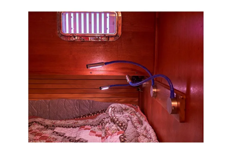 Slide: The Image of Valiant 40 Selah 1983 - 90