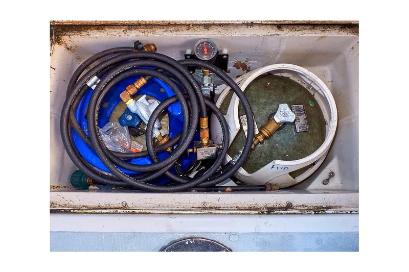 Slide: The Image of Valiant 40 Selah 1983 - 97