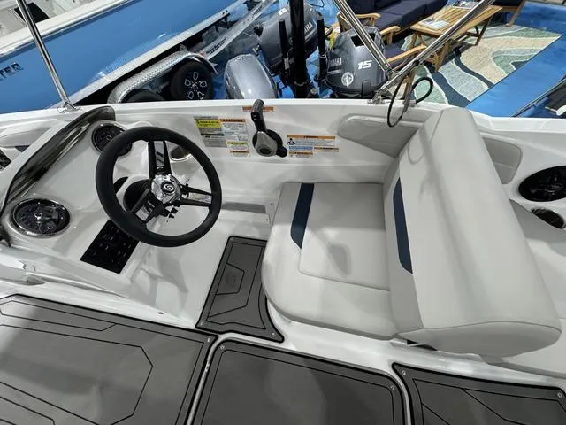 Slide: The Image of Hurricane SS 185-OB 2025 - 5