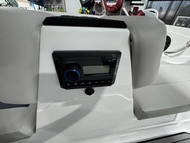 Slide: The Image of Hurricane SS 185-OB 2025 - 7