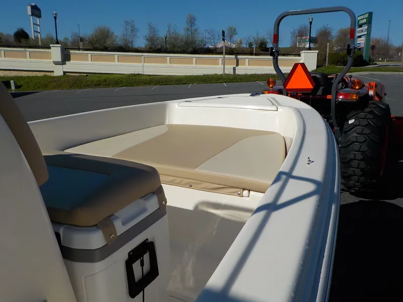 Slide: The Image of Scout 175 Sportfish 2024 - 3