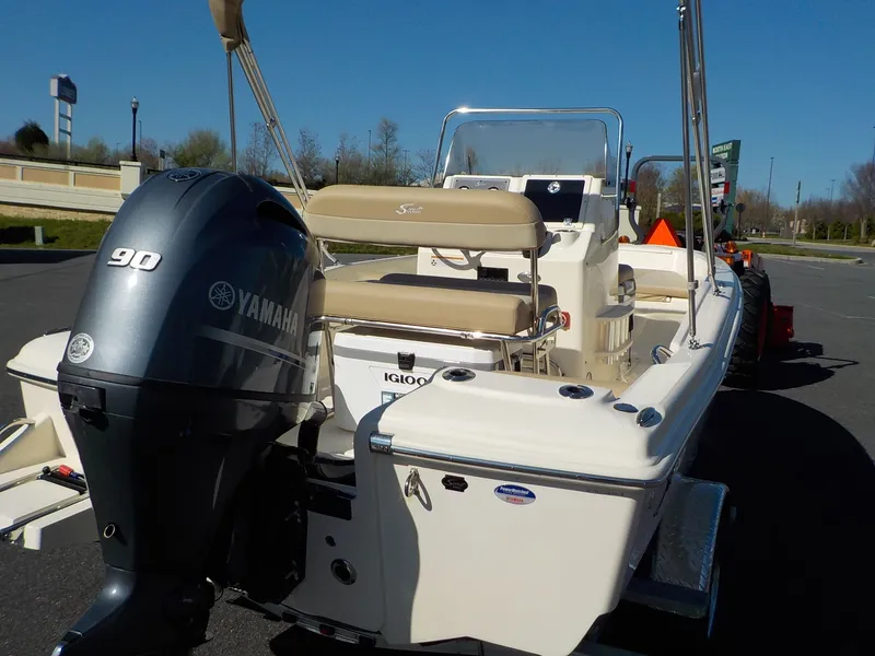 Slide: The Image of Scout 175 Sportfish 2024 - 7