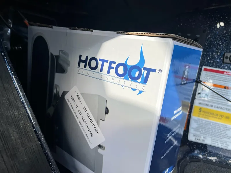 Slide: The Image of Skeeter ZXR20 2025 - 11