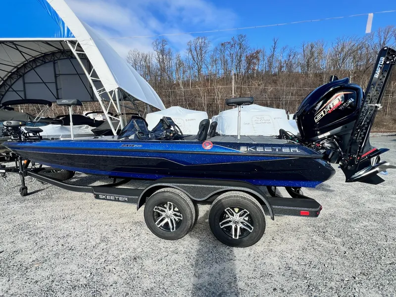 Slide: The Image of Skeeter ZXR20 2025 - 22