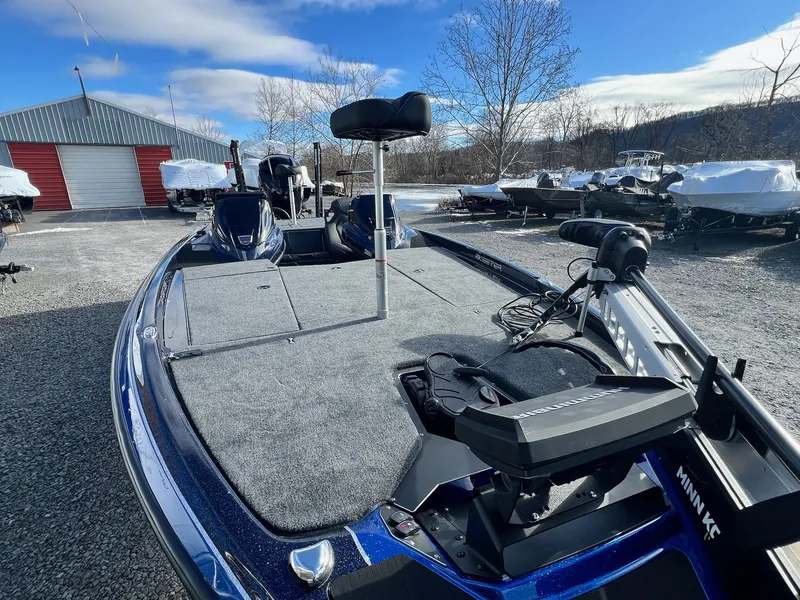 Slide: The Image of Skeeter ZXR20 2025 - 3