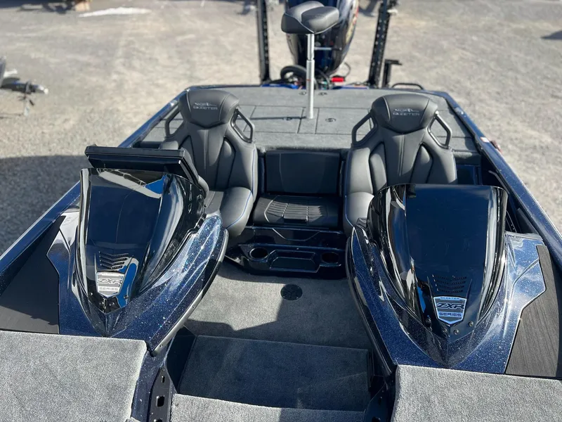 Slide: The Image of Skeeter ZXR20 2025 - 42