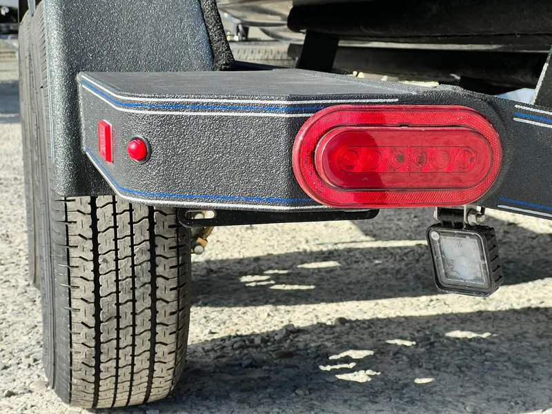 Slide: The Image of Skeeter ZXR20 2025 - 6