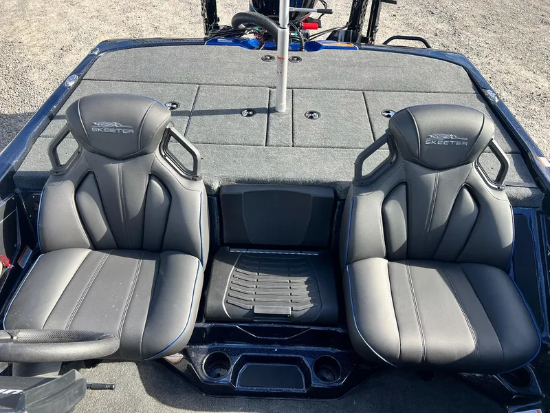 Slide: The Image of Skeeter ZXR20 2025 - 8