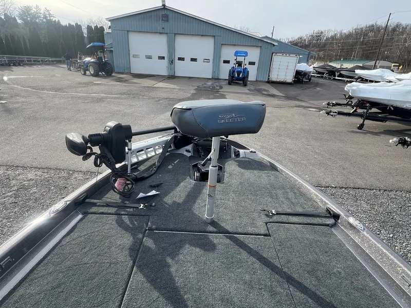 Slide: The Image of Skeeter ZXR20 2025 - 30