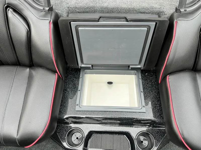 Slide: The Image of Skeeter ZXR20 2025 - 19