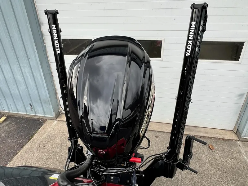 Slide: The Image of Skeeter ZXR20 2025 - 2