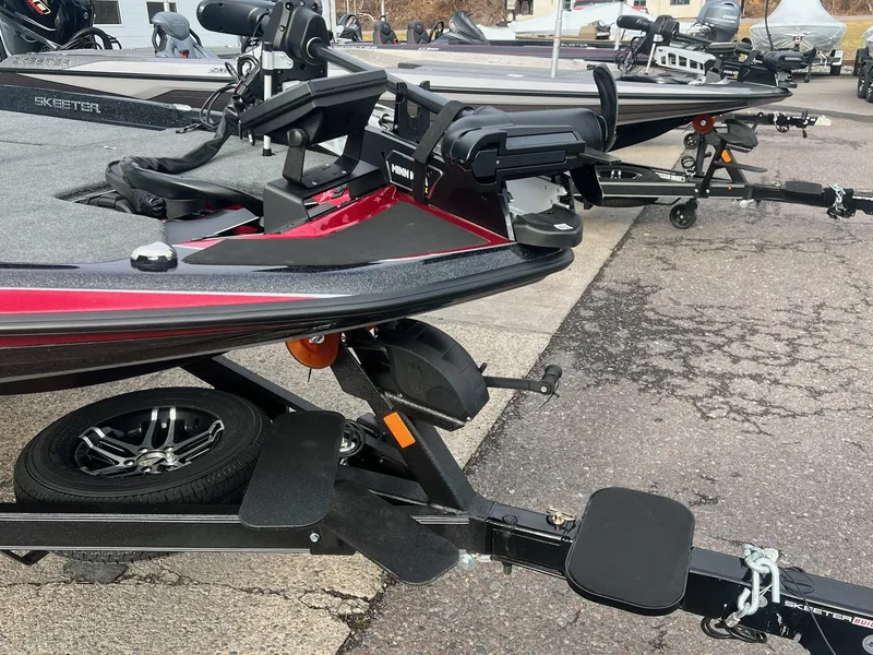 Slide: The Image of Skeeter ZXR20 2025 - 30