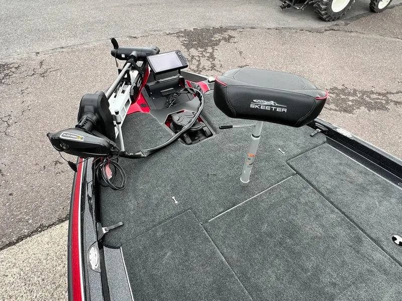 Slide: The Image of Skeeter ZXR20 2025 - 31