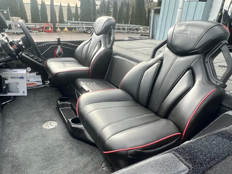 Slide: The Image of Skeeter ZXR20 2025 - 33