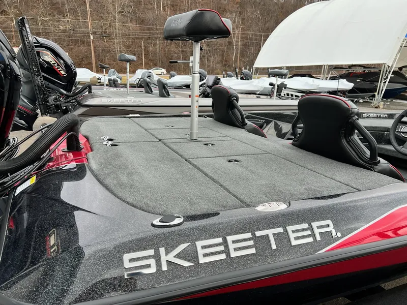 Slide: The Image of Skeeter ZXR20 2025 - 40