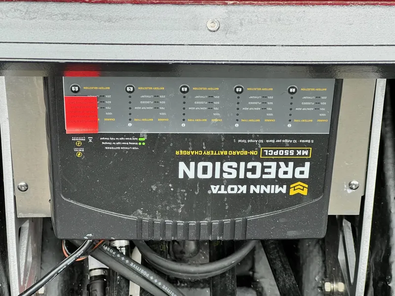 Slide: The Image of Skeeter ZXR20 2025 - 6