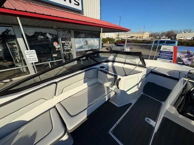 Slide: The Image of Yamaha AR190 2025 - 16