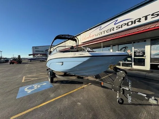 Slide: The Image of Yamaha AR190 2025 - 9